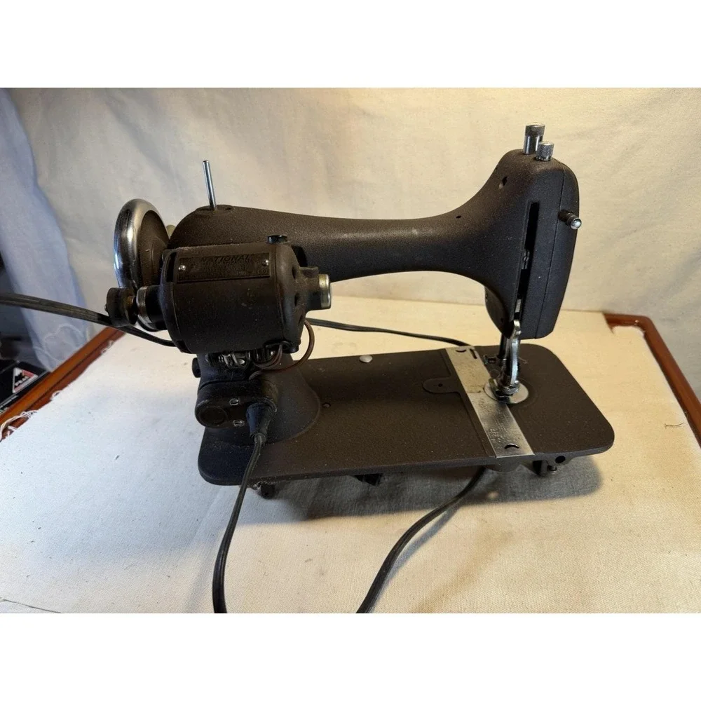 Vintage National Reversew Model RUSA Sewing Machine with Case USA Made